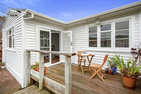 Photo of property in 965 High Street, Avalon, Lower Hutt, 5011