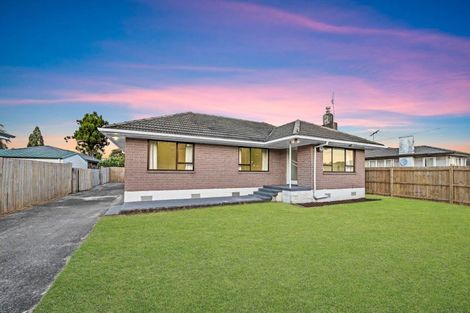 Photo of property in 12 Hunua Road, Papakura, 2110