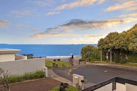 Photo of property in 24 Tiri Road, Milford, Auckland, 0620