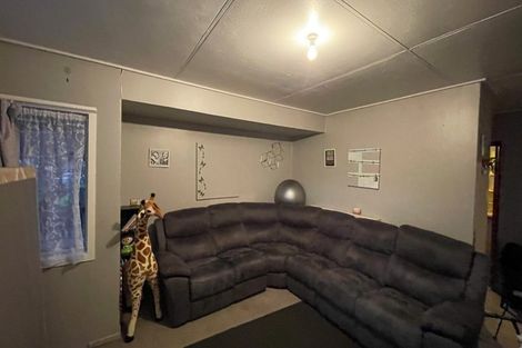 Photo of property in 21 Hamilton Drive, Waiuku, 2123