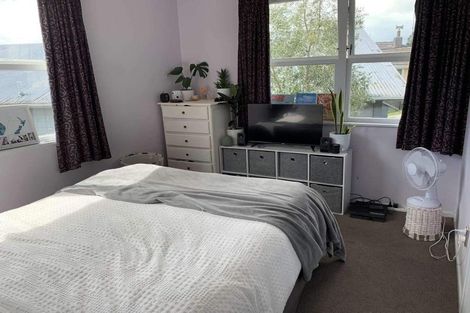 Photo of property in 1/104 Archers Road, Glenfield, Auckland, 0629