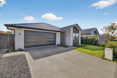 Photo of property in 32 Merrin Street, Avonhead, Christchurch, 8042