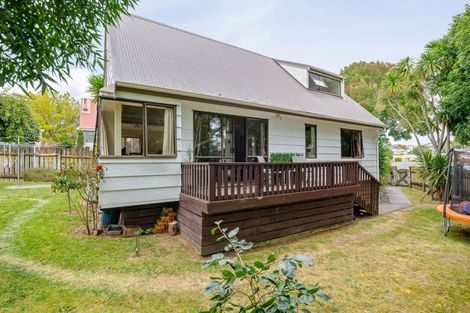 Photo of property in 11 Caulfield Place, Nawton, Hamilton, 3200