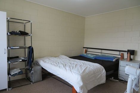 Photo of property in 1 East Grove, Alicetown, Lower Hutt, 5010