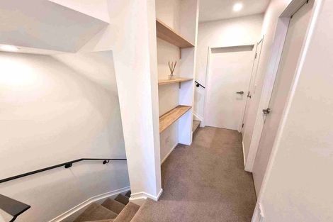 Photo of property in 46 Kotuitui Street, Manukau, Auckland, 2104