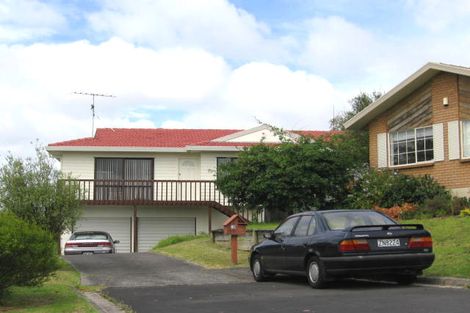 Photo of property in 10 Tern Place, Unsworth Heights, Auckland, 0632