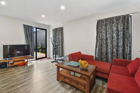 Photo of property in 7 Te Aparangi Crescent, Papakura, 2582