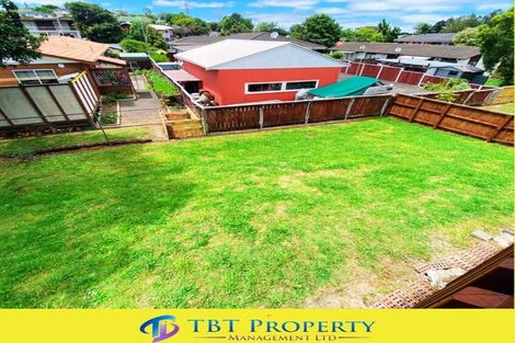 Photo of property in 1/22 Boundary Road, Blockhouse Bay, Auckland, 0600