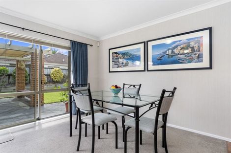 Photo of property in 40 Beachwater Drive, Papamoa Beach, Papamoa, 3118