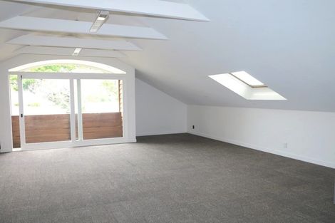 Photo of property in 51 Queen Street, Northcote Point, Auckland, 0627