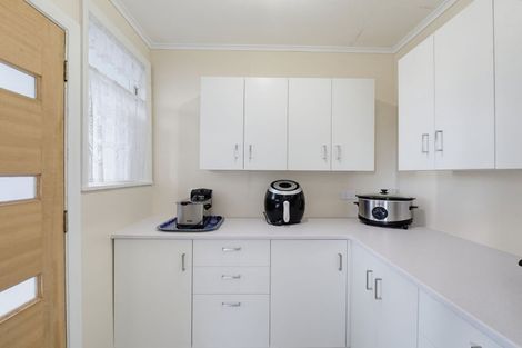 Photo of property in 18 Wakefield Street, Awapuni, Palmerston North, 4412