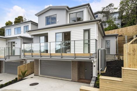Photo of property in 1/15d Verran Road, Birkenhead, Auckland, 0626