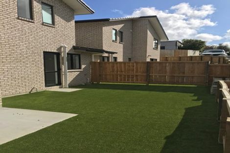 Photo of property in 12c Dawn Place, Te Atatu South, Auckland, 0610