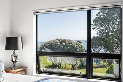 Photo of property in 4c Ferry Road, Days Bay, Lower Hutt, 5013