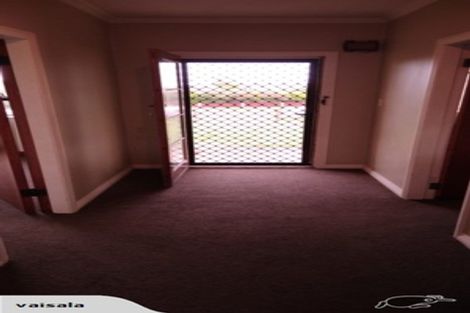 Photo of property in 32 Rangiora Street, Castlecliff, Whanganui, 4501