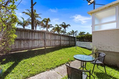 Photo of property in 2/84 Jutland Road, Hauraki, Auckland, 0622