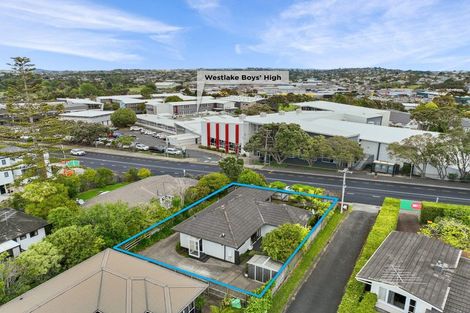 Photo of property in 57a Forrest Hill Road, Milford, Auckland, 0620