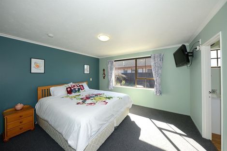 Photo of property in 43 Westmont Street, Ilam, Christchurch, 8041