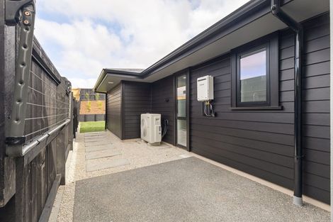 Photo of property in 7 Rangeview Drive, Kelvin Grove, 4414