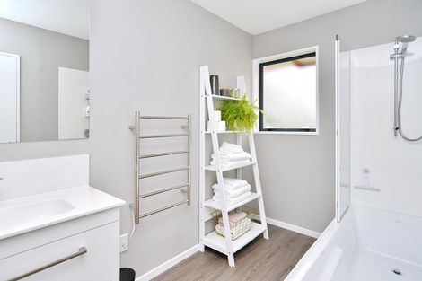 Photo of property in 12a Whittington Avenue, Woolston, Christchurch, 8023