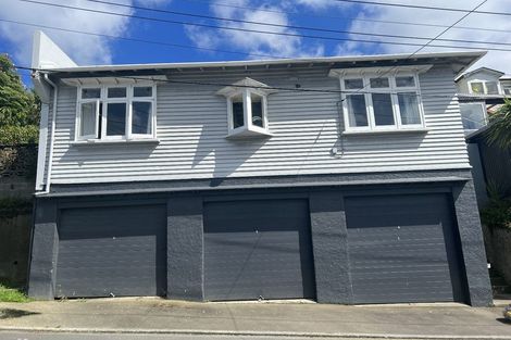 Photo of property in 24 Myrtle Crescent, Mount Cook, Wellington, 6021