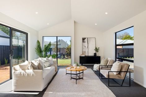 Photo of property in 120 Aorangi Road, Bryndwr, Christchurch, 8053