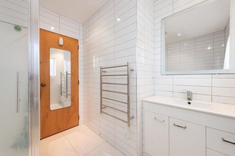 Photo of property in 67b Eighth Avenue, Tauranga, 3110