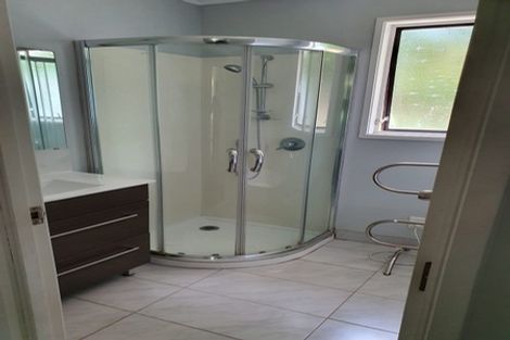 Photo of property in 1/24 Contessa Drive, Glenfield, Auckland, 0629