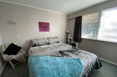 Photo of property in 79 Larsen Crescent, Tawa, Wellington, 5028