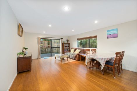 Photo of property in 37 Virginia Street, Henderson, Auckland, 0612