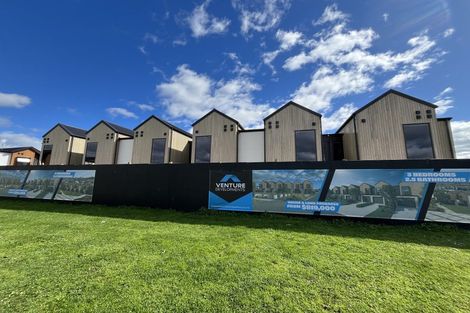 Photo of property in 1 Adzebill Court, Rototuna North, Hamilton, 3210