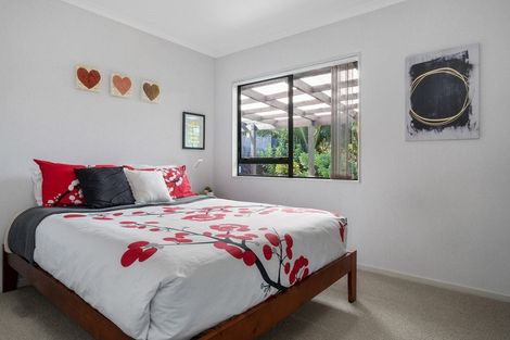 Photo of property in 26 Lysaght Place, Welcome Bay, Tauranga, 3112