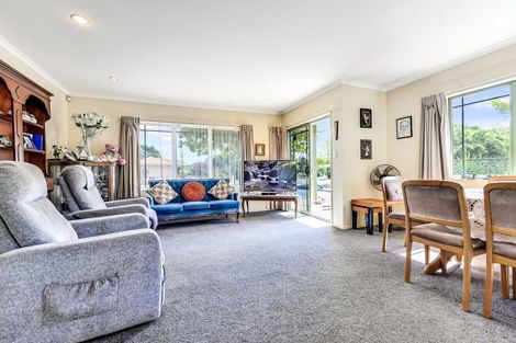 Photo of property in 2 Dingwall Court, Rototuna, Hamilton, 3210