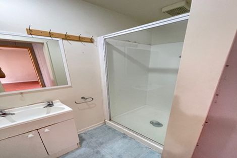 Photo of property in Lakeview Terrace, 12/14 Ambrico Place, New Lynn, Auckland, 0600