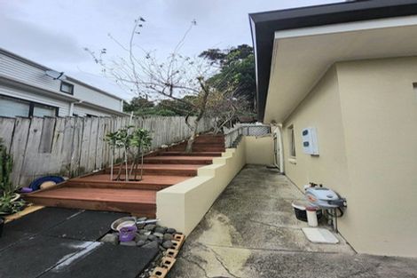 Photo of property in 15 Domain Lane, Mangere Bridge, Auckland, 2022