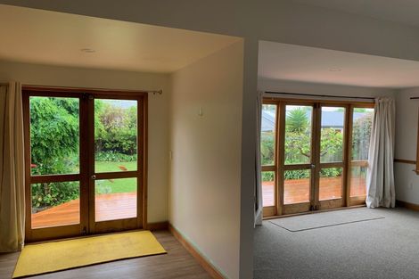 Photo of property in 18 Augusta Street, Redcliffs, Christchurch, 8081