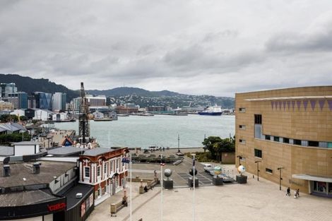 Photo of property in Portal Apartments, 6c/42 Cable Street, Te Aro, Wellington, 6011