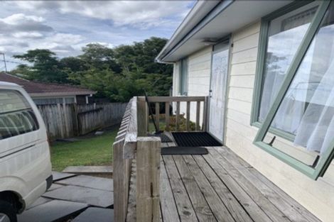 Photo of property in 2/10 Southview Place, Wattle Downs, Auckland, 2102