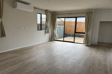 Photo of property in 4a Vanbrugh Place, Bucklands Beach, Auckland, 2014