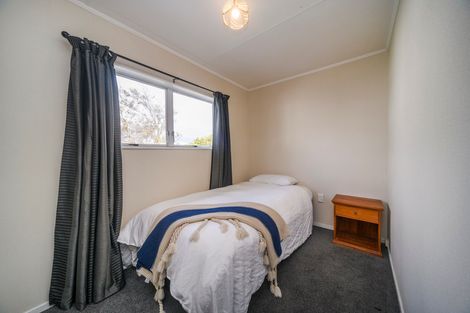 Photo of property in 14 Bendigo Street, Cloverlea, Palmerston North, 4412