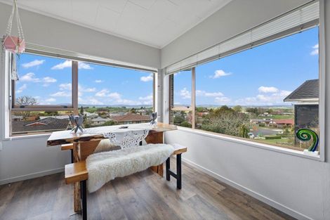 Photo of property in 24 Hillcrest Street, Tirau, 3410