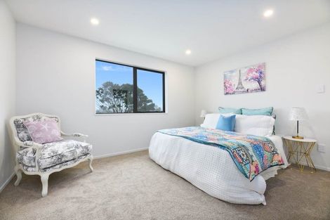 Photo of property in 118 Hyperion Drive, Randwick Park, Auckland, 2105