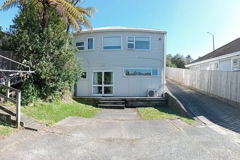 Photo of property in 87 Moorefield Road, Johnsonville, Wellington, 6037