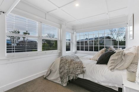 Photo of property in 21 Powell Street, Avondale, Auckland, 1026