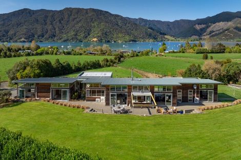 Photo of property in 349 Anakiwa Road, Anakiwa, Picton, 7281