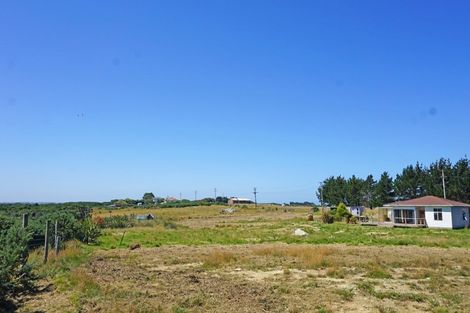 Photo of property in 5 Chalmers Road, Greenhills, Invercargill, 9877