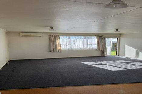 Photo of property in 15 Sole Avenue, Bell Block, New Plymouth, 4312