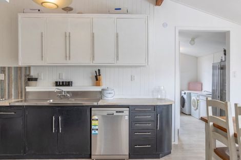 Photo of property in 72 Rifle Range Road, Dinsdale, Hamilton, 3204