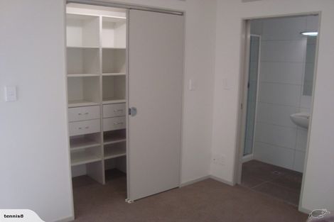 Photo of property in 10 Douglas Street, Mount Cook, Wellington, 6021