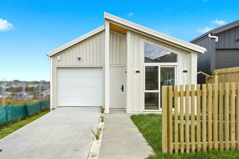 Photo of property in 18 Kopu Road, Orewa, 0931